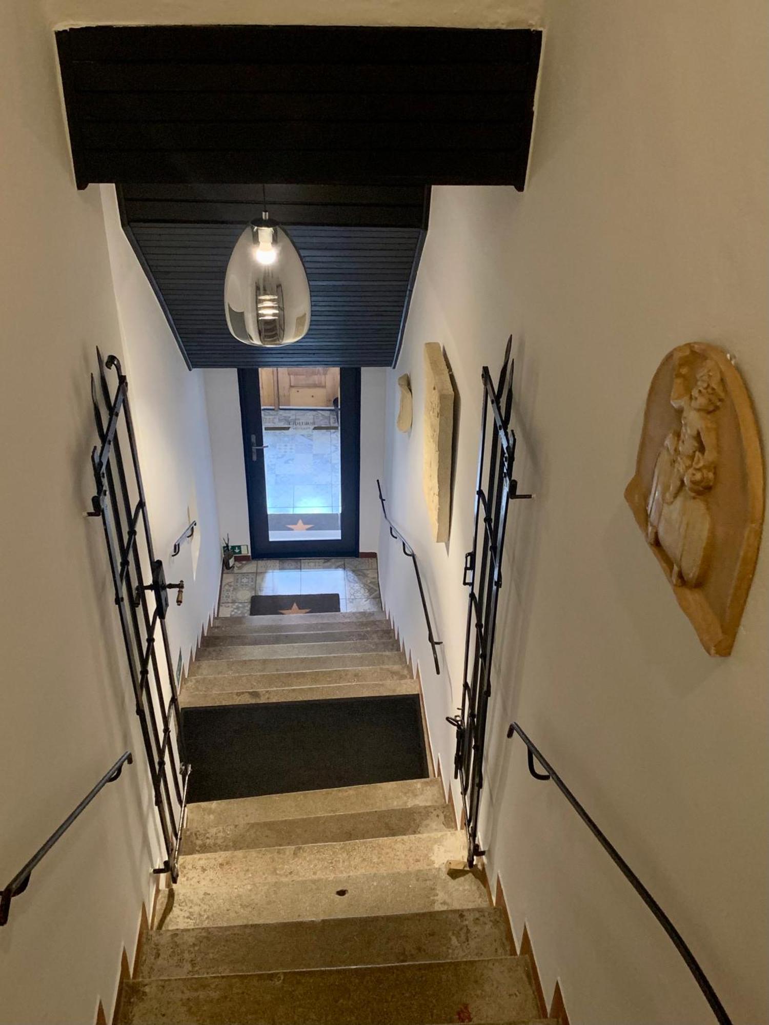Boutique Apartments U Rolanda, Mikulasske Namesti Znojmo Kültér fotó