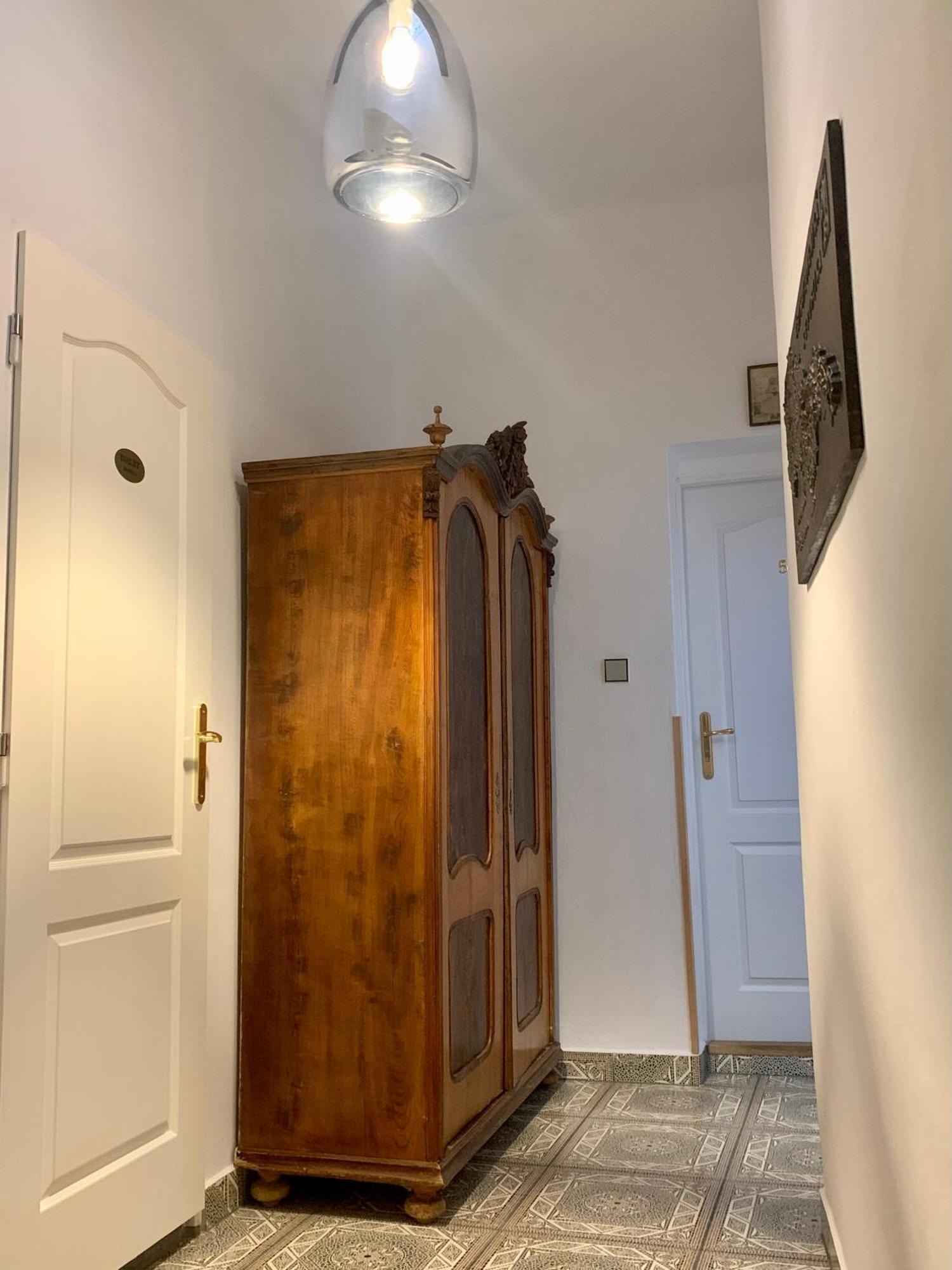 Boutique Apartments U Rolanda, Mikulasske Namesti Znojmo Kültér fotó