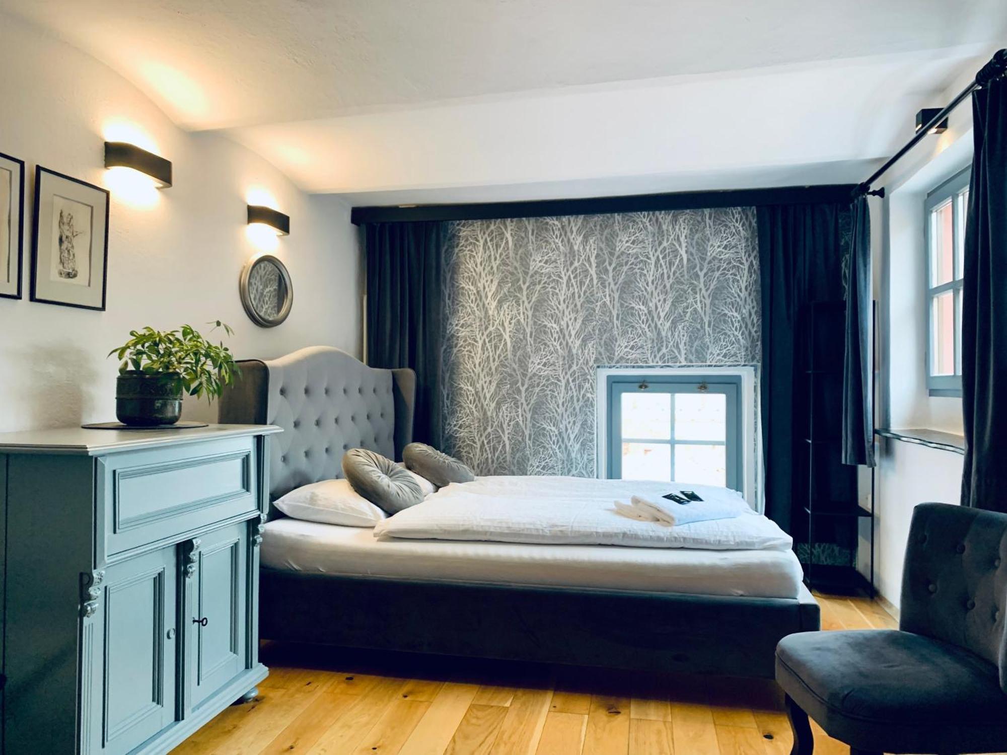 Boutique Apartments U Rolanda, Mikulasske Namesti Znojmo Kültér fotó