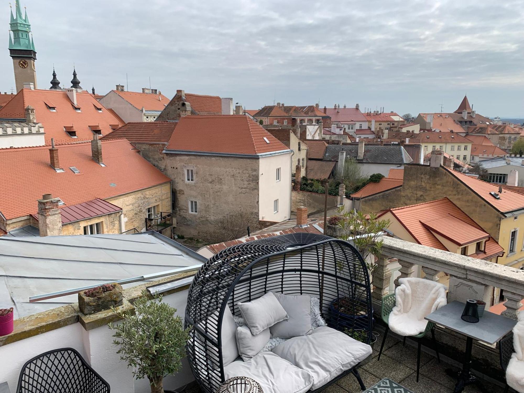 Boutique Apartments U Rolanda, Mikulasske Namesti Znojmo Kültér fotó
